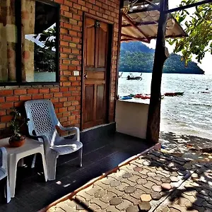 Dalum Beachhouse Guest house